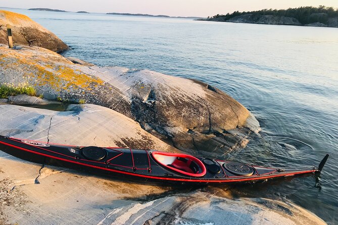 PRIVATE Sunset Kayaking in Stockholm Archipelago Nature Reserve - Paddling among the small islands