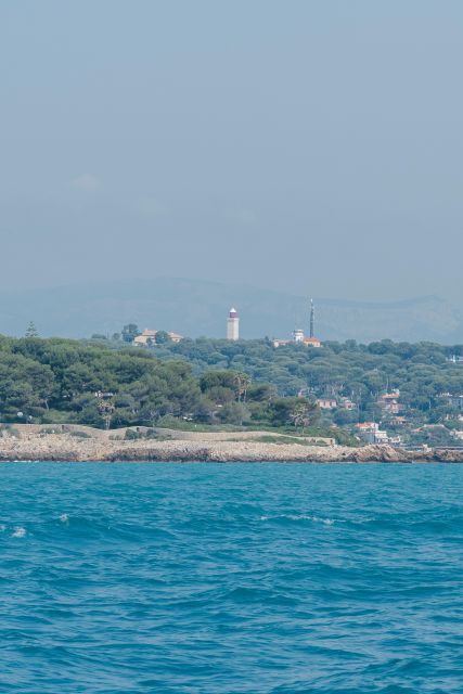 Private tour on a sailboat - Swim and paddle - Antibes Cape - Booking, cancellation, and language details