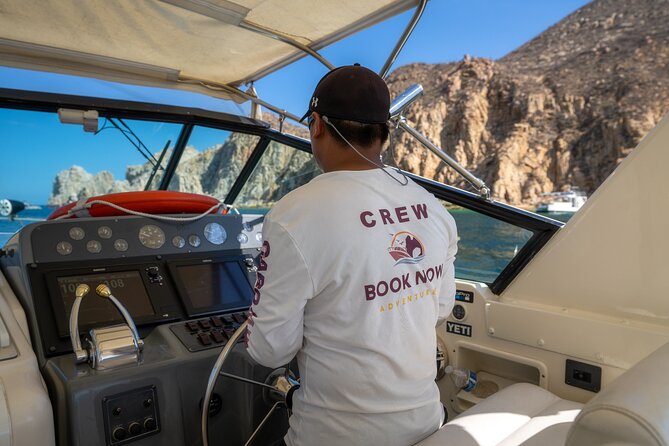 Private Yacht Cruise 4 Hour- Snorkeling & Paddle Boarding - A private way to see Cabo from the water