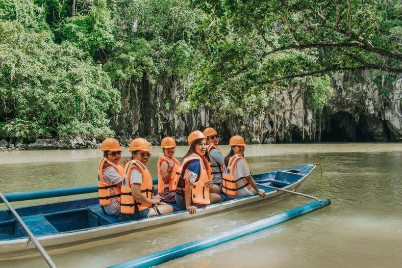 Puerto Princesa: Underground River, Zipline, Paddleboat Tour - The 90-minute ride from Puerto Princesa