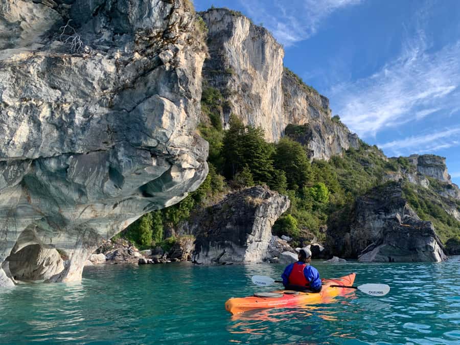 Puerto Rio Tranquilo: Kayak Tour to the Marmol Chapels - The 20-minute ride to Zarpe Bay