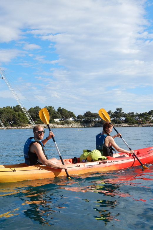 Pula: 3-hrs Kayak, Cliffs & Snorkeling Small Group Adventure - The small-group atmosphere and guides