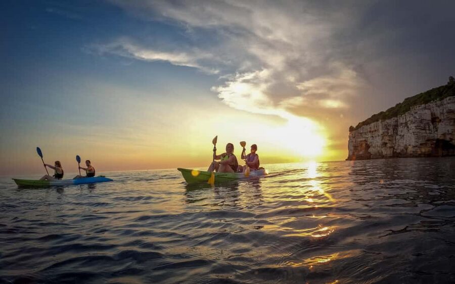 Pula: Kayaking,Snorkeling, Cliff jumping Tour with Wetsuit - What this Pula sea trip is really like