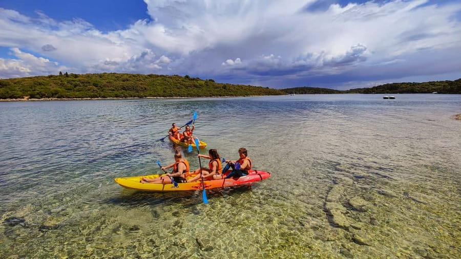 Pula: Muzil Canyon Kayak Tour, Snorkeling and Cliff Jumping - Entering Muzil Canyon