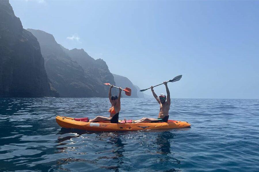 Punta de Teno: Kayak Safari overlooking Los Gigantes Cliffs - Key points at a glance