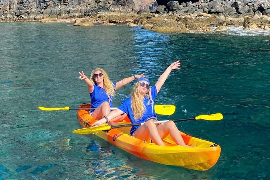 Quinta do Lorde: Kayak Experience in Ponta de São Lourenço - Casa do Sardinha Nature Spot Café and the mountain views
