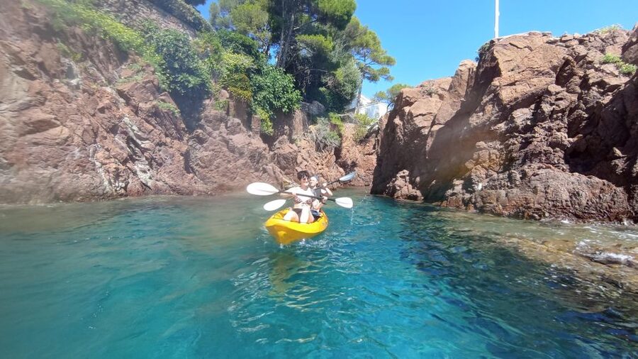 Rando Kayak Agay Guided Visit - A 2.5-hour route with a clear, simple rhythm