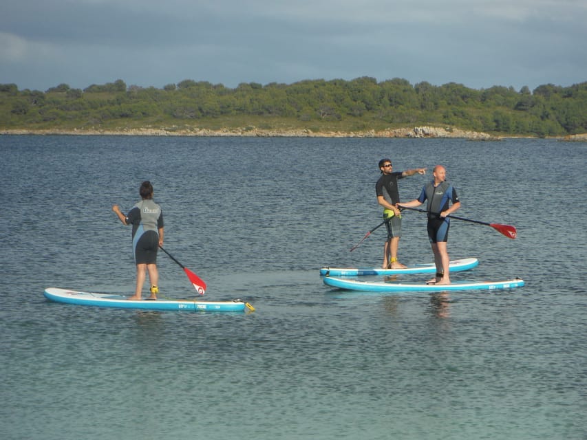 Rent A Stand Up Paddle - Finding the launch point in Fornells