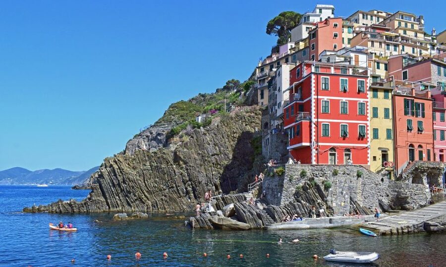 Rent canoe - kayak Riomaggiore - Is $35 per person good value?