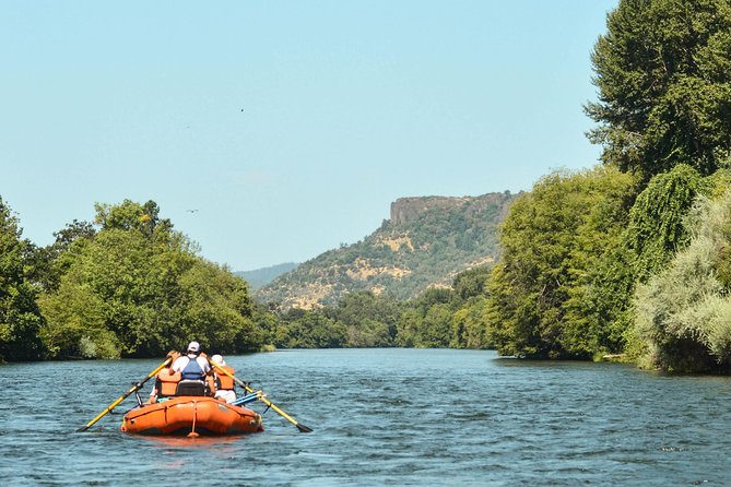 Rogue River Family Float & Discovery Park-Rafting and Kayaking - A Gentle Rogue River Trip Near Ashland