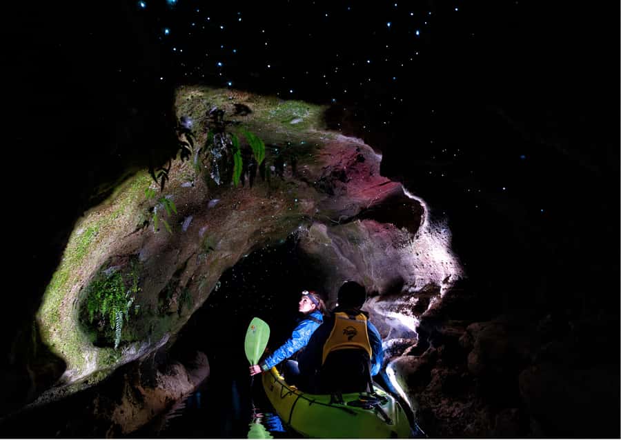Rotorua: Glow Worm Kayak Tour - What to wear and how to prepare