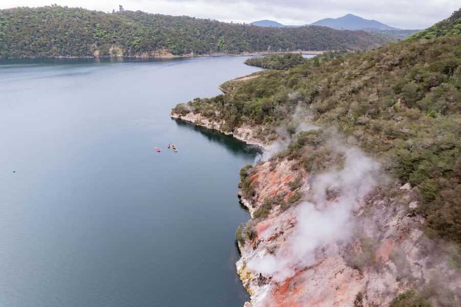 Rotorua: Waimangu Valley Walk and Steaming Cliffs Kayak Tour - What to pack and how to prepare