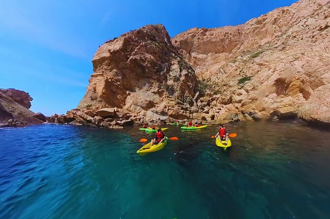 Route in Kayak Moraira - The sea cave, when the Mediterranean cooperates
