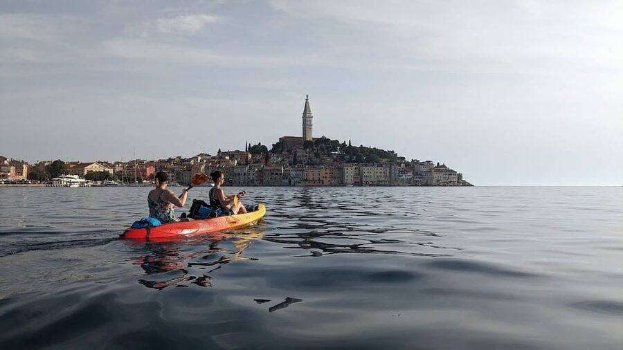 Rovinj Sunset kayaking tour - Booking details worth knowing