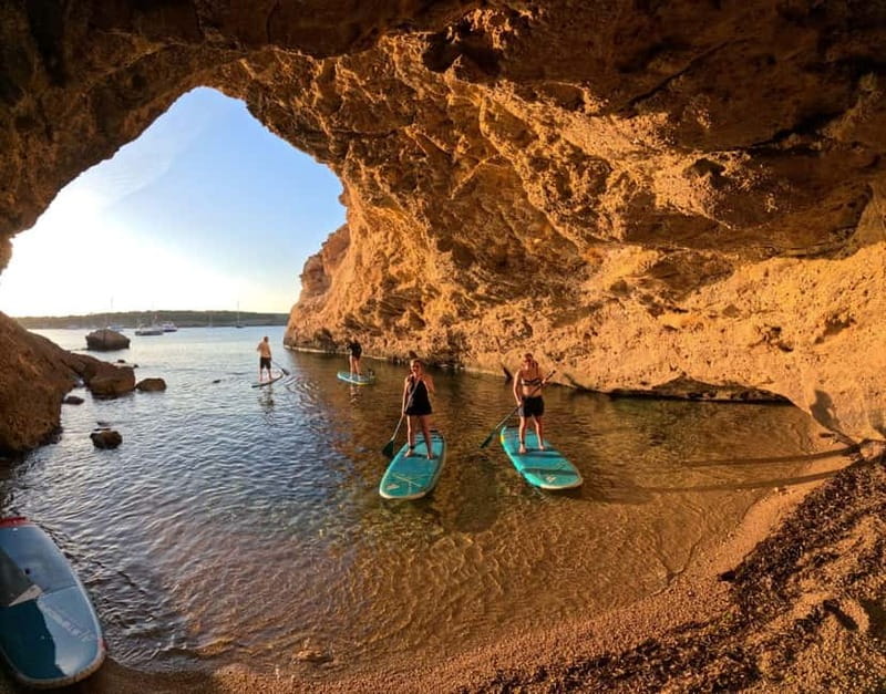 SANT ANTONI: ALL INCLUDED PADDLE SURF&SNORKEL TOUR BOAT - Learning paddle surfing with a proper lesson