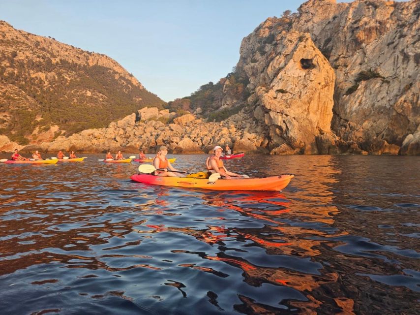 Sant Elm: Guided Kayak Sunset Tour with Picnic in a Cove - A picnic as the day cools