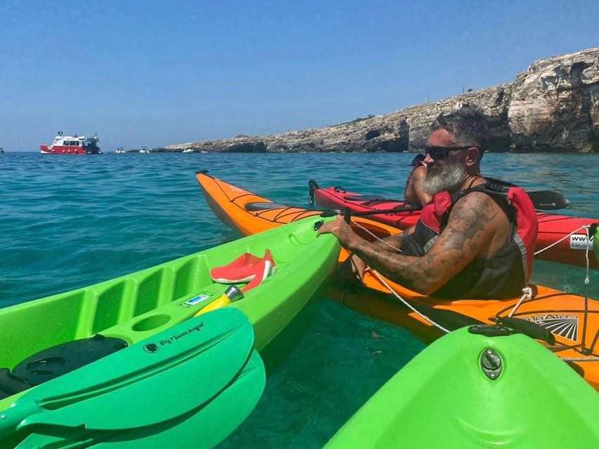 Santa Maria di Leuca: Kayak and Canoe Tour in the caves - Entering the Ponente Caves