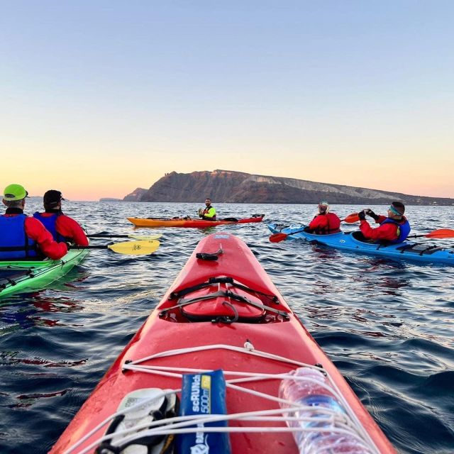 Santorini: South Sea Kayaking Tour with Sea Caves and Picnic - The return paddle and the three-hour pace