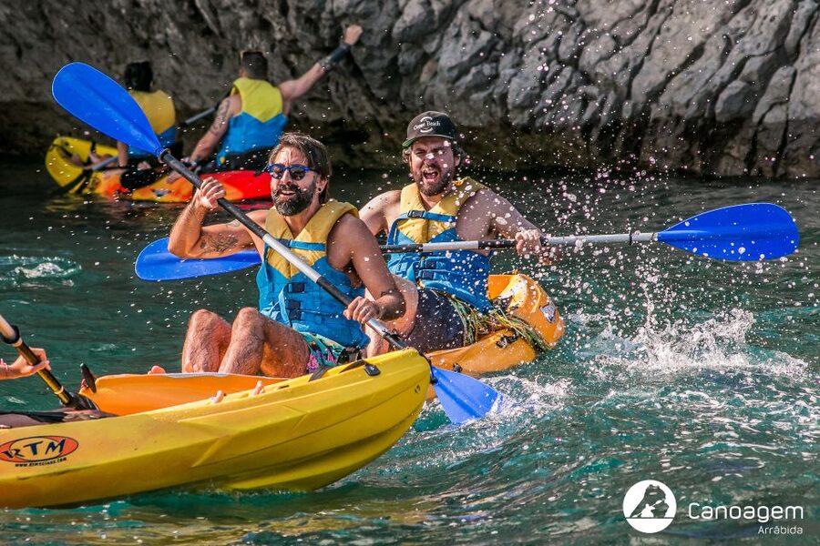 Sesimbra: Arrábida Natural Park Guided Kayaking Tour - Paddling beside Arrábida’s limestone cliffs