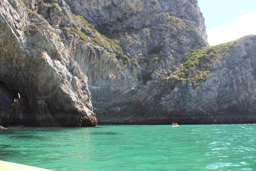 Sesimbra: Ribeiro Cavalo Beach, Caves, & Arrábida Kayak Tour - Practical tips for a smoother outing