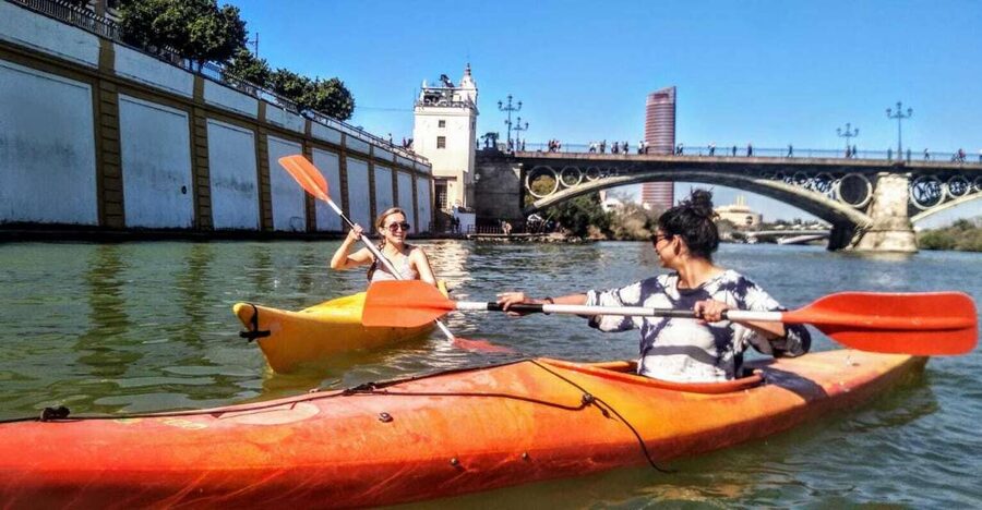 Sevilla: Kayak Rental on the Guadalquivir - Arriving at Canoeing Club Triana