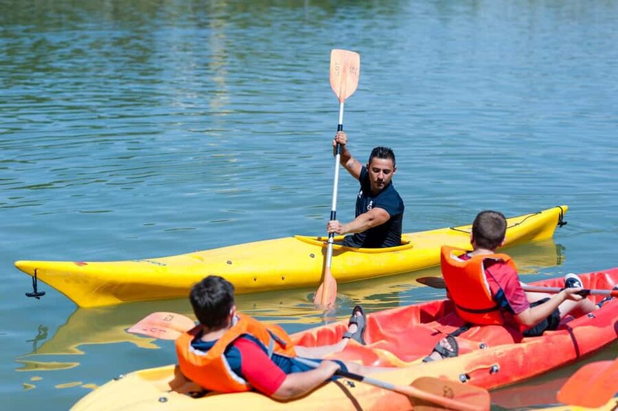 Sevilla: Kayak Rental on the Guadalquivir - The Torre del Oro, Triana, and the bridges