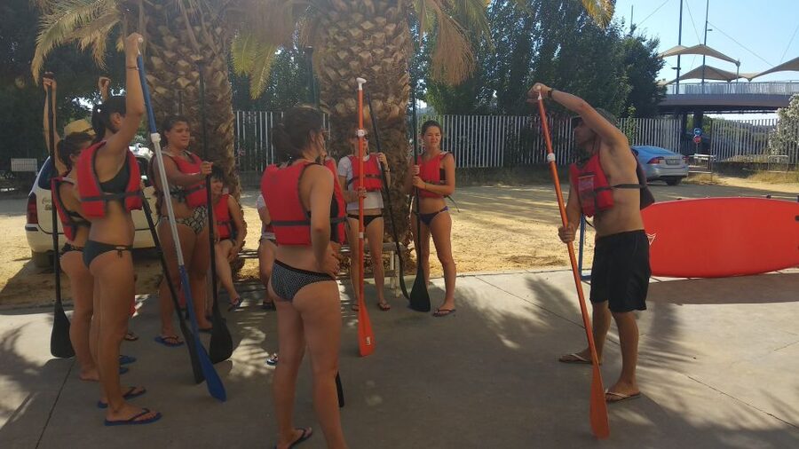 Seville: 2 Hour Paddle Surf Class - Photos and video: a nice extra, not the main reason to book