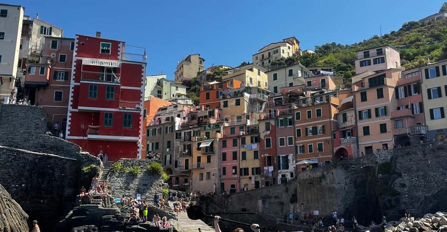 SHARK CAVE KAYAK TOUR - Starting at Riomaggiore’s harbor