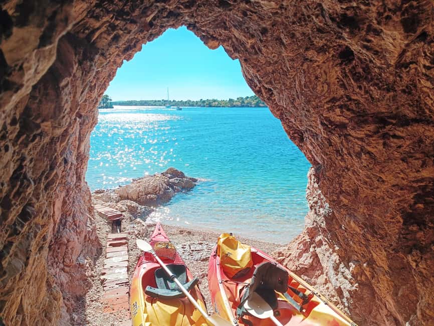 Šibenik: Sea Kayaking Tour to St. Nicholas Fortress - Starting at Mandalina with a safety briefing