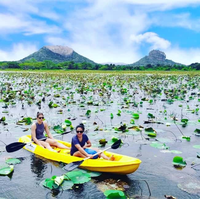 Sigiriya: Sunrise or Sunset Kayaking Tour - Choosing sunrise or sunset