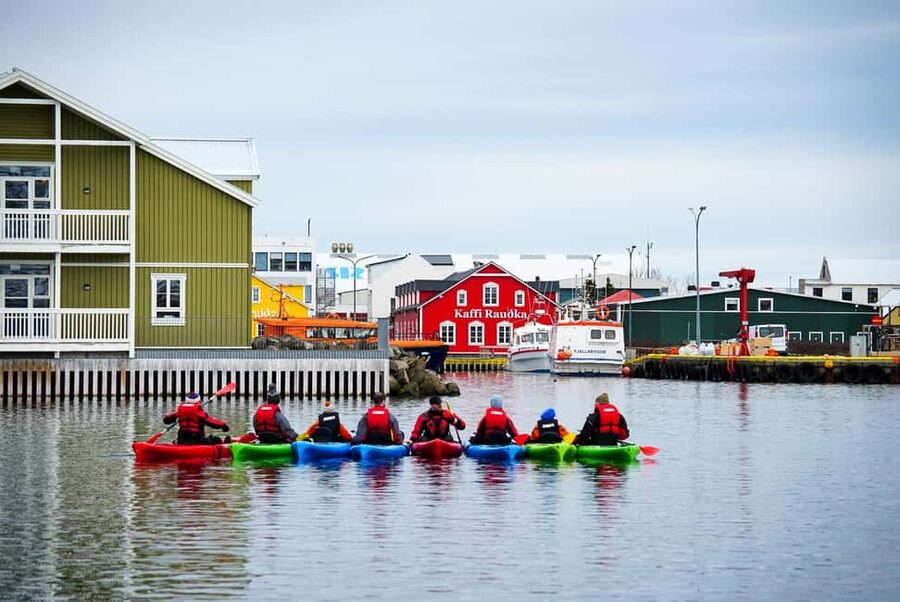 Siglufjörður / Siglufjordur: Guided kayak tour. - Key points at a glance