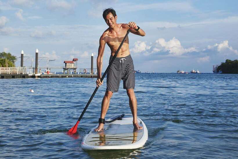 Singapore: Stand up Paddle board - Ola Beach Club Ticket - The water, views, and beach-club mood