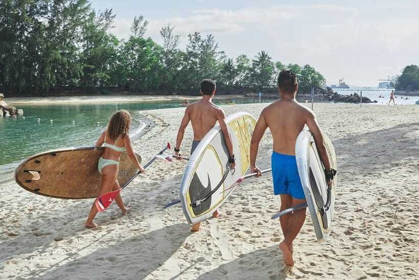 Singapore: Stand up Paddle board - Ola Beach Club Ticket - The main drawback: a fixed, non-refundable booking