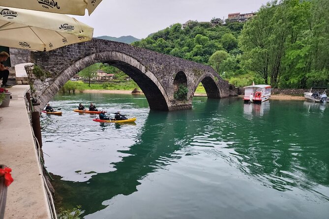 Skadar Lake on kayaks Experience with Spectacular Views - The long middle stretch and the rest stop