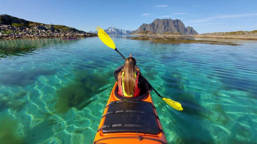 Skrova Island : 3hours Guided Kayak Tour - Why Skrova works so well by kayak