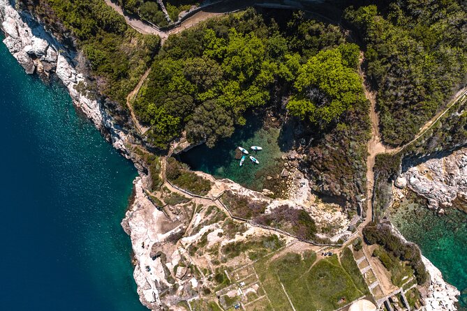 Small group paddle boarding tour to Bagni Regina Giovanna - The return to Marina Grande