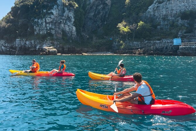 Small groups Kayak tour from Sorrento to Bagni Regina Giovanna - The guides and the small-group feel