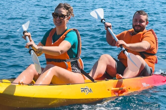 Small groups Kayak tour from Sorrento to Bagni Regina Giovanna - Photos, showers, and the useful extras