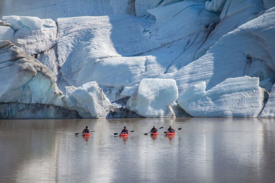 Sólheimajökull: Guided Kayaking Tour on the Glacier Lagoon - Why Sólheimajökull looks different from the water