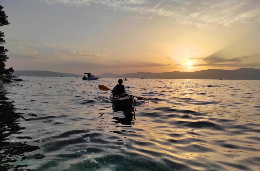 Split: Guided Sunset Sea Kayaking & Snorkeling Tour - Returning as the sun drops behind the mountains