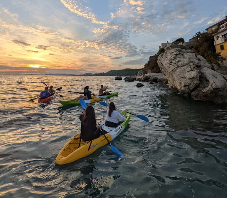 Split: Sunset Guided Kayaking Tour - From Bačvice Beach to the Stobreč campsite