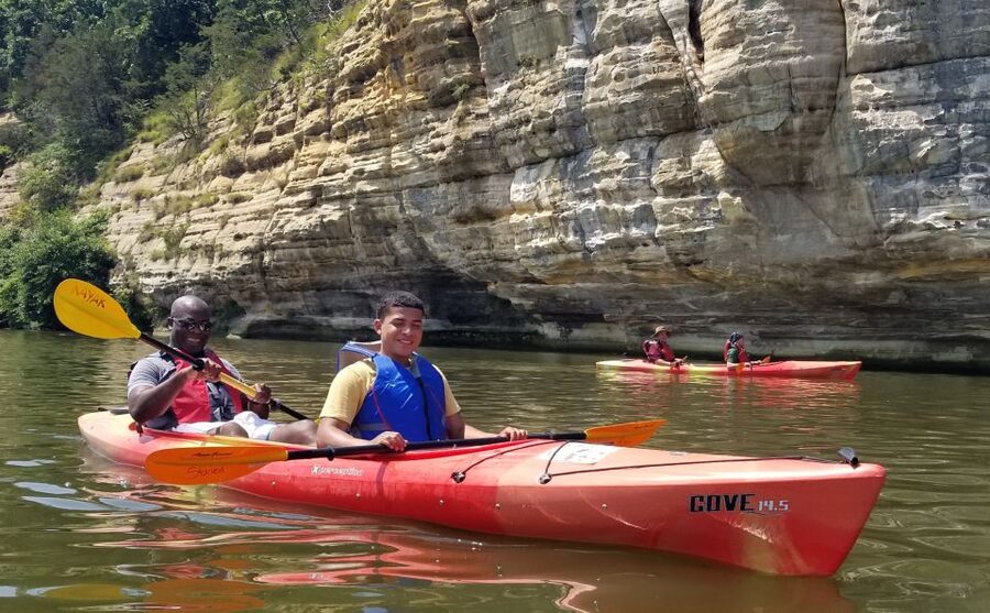 Starved Rock State Park: Guided Kayaking Tour - Why Starved Rock looks different from a kayak