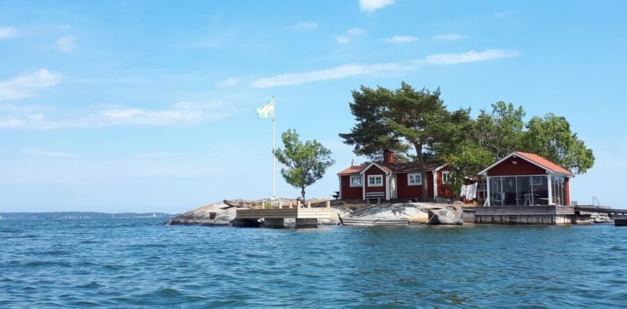 Stockholm: 1, 2, or 3-Day Kayaking Tour in the Archipelago - The one-day route from water to warm rocks