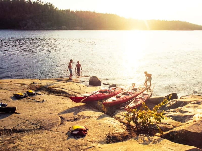 Stockholm: Archipelago Islands Kayak Tour and Outdoor Picnic - The sauna option and what the $154 price includes