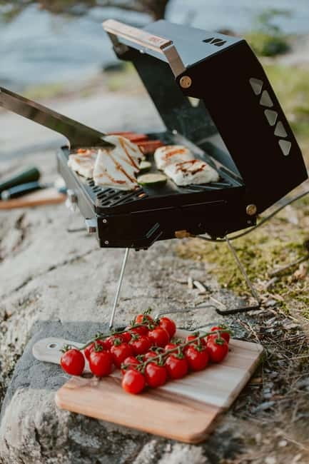 Stockholm: Archipelago Islands Kayak Tour and Outdoor Picnic - Adding Vaxholm after the paddle