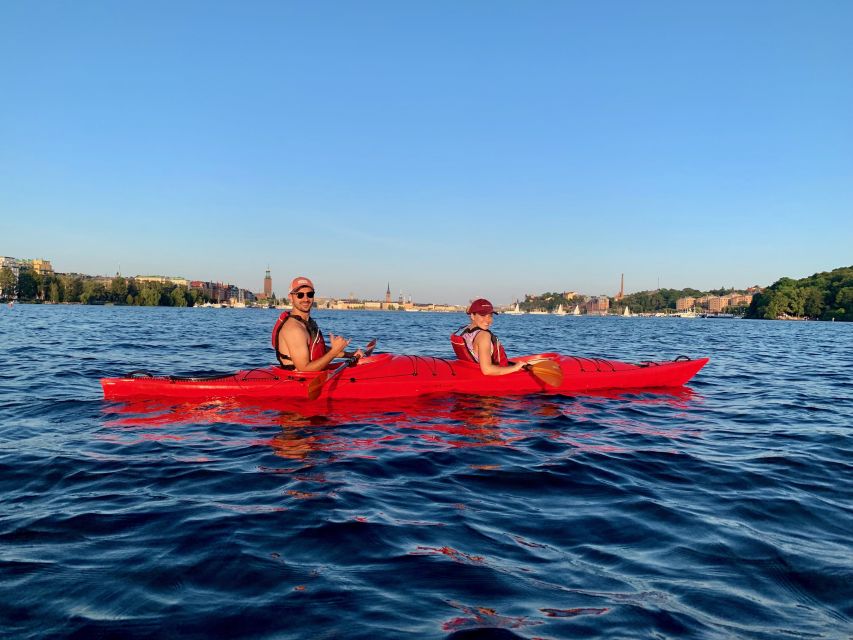 Stockholm: Daytime Kayak Tour in Stockholm City - What to Bring and What to Wear