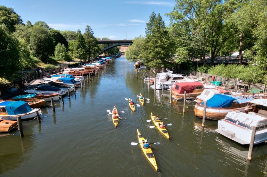 Stockholm: Guided Kayak City Tour & Optional Midsummer Meal - Why the boats suit first-time kayakers