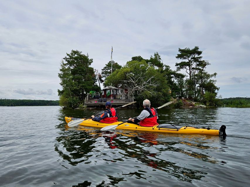 Stockholm: Guided Kayak Tour to Drottningholm Royal Palace - Paddling around Kärsön and the Lovö reserve
