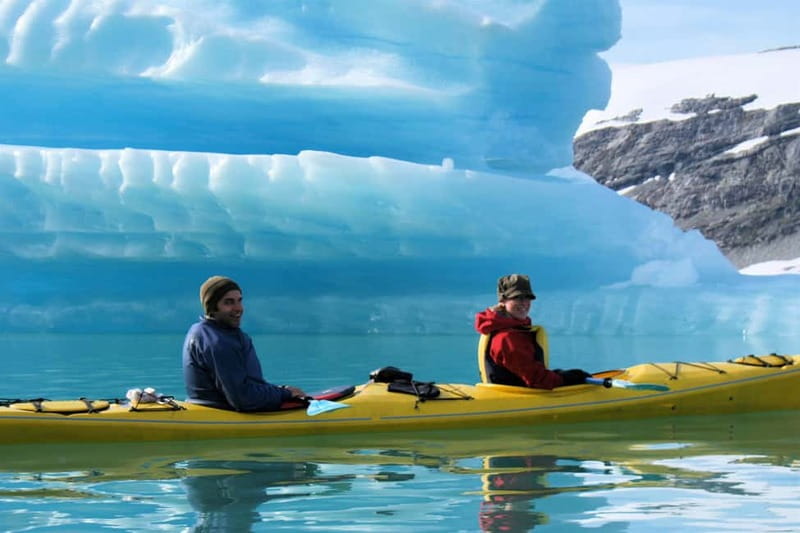 Stygge: Kayaking and Glacier Hike - Lunch with the glacier in front of you