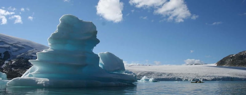 Stygge: Kayaking and Glacier Hike - Two hours on the blue ice of Austdalsbreen
